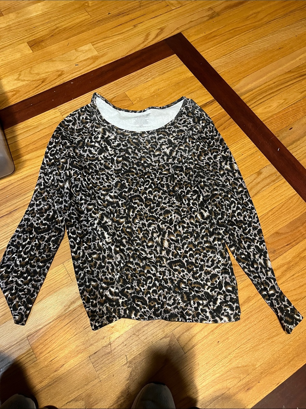 Time and Tru Leopard Print Crewneck Sweater - Black and Brown